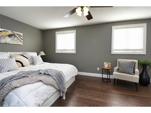 29 Hyslop Drive, Caledonia, ON - Indoor Photo Showing Bedroom