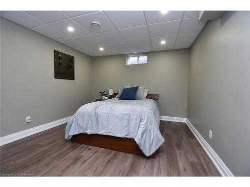 29 Hyslop Drive, Caledonia, ON - Indoor Photo Showing Bedroom