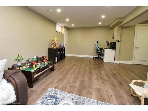 29 Hyslop Drive, Caledonia, ON - Indoor Photo Showing Laundry Room