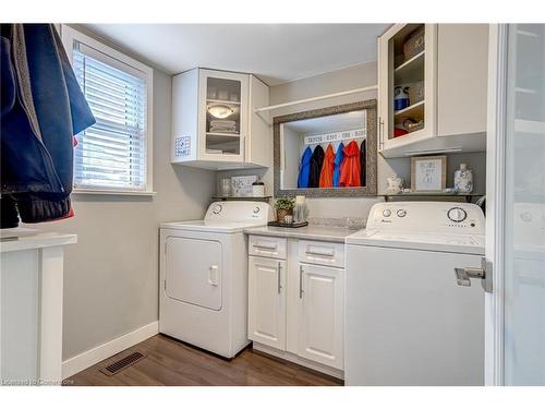 9056 Airport Road, Mount Hope, ON - Indoor Photo Showing Laundry Room