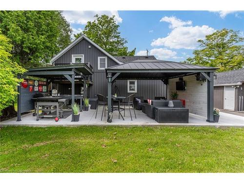 9056 Airport Road, Mount Hope, ON - Outdoor With Deck Patio Veranda