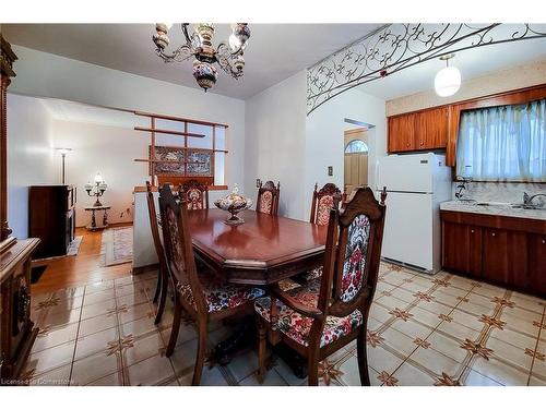 923 Upper Ottawa Street, Hamilton, ON - Indoor Photo Showing Dining Room