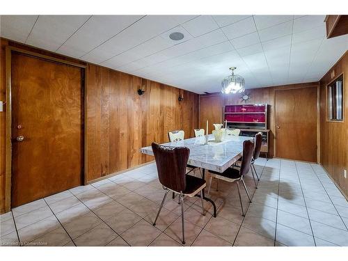 923 Upper Ottawa Street, Hamilton, ON - Indoor Photo Showing Dining Room