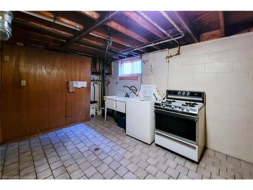 923 Upper Ottawa Street, Hamilton, ON - Indoor Photo Showing Other Room