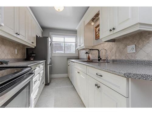 14 Montclair Crescent, Simcoe, ON - Indoor Photo Showing Kitchen