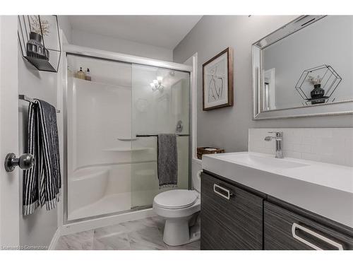 14 Montclair Crescent, Simcoe, ON - Indoor Photo Showing Bathroom