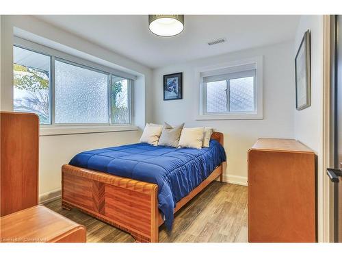 55 Deschene Avenue, Hamilton, ON - Indoor Photo Showing Bedroom