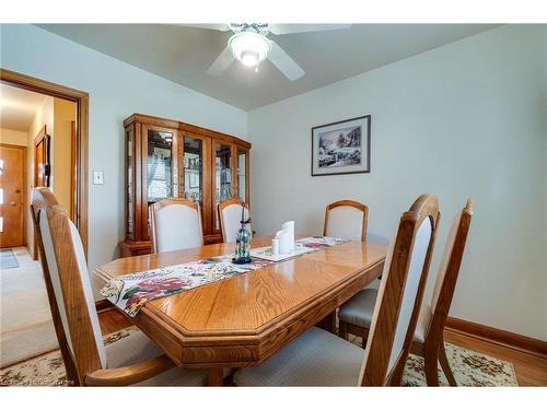 1211 Homewood Drive, Burlington, ON - Indoor Photo Showing Dining Room