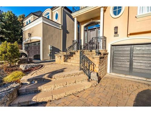 2245 Hampstead Road, Oakville, ON - Outdoor