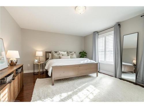 2245 Hampstead Road, Oakville, ON - Indoor Photo Showing Bedroom