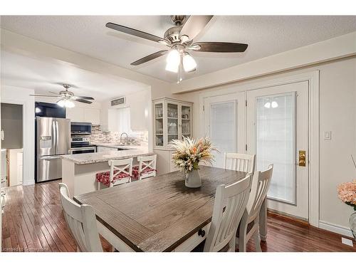 12 School Road, Shelburne, ON - Indoor Photo Showing Dining Room