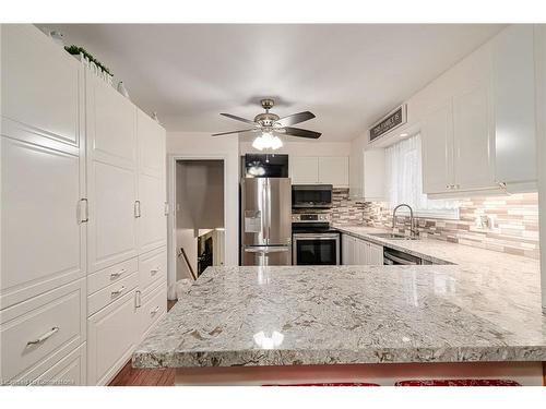 12 School Road, Shelburne, ON - Indoor Photo Showing Kitchen With Upgraded Kitchen