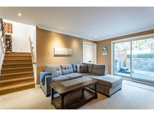 2014 Cavendish Drive, Burlington, ON - Indoor Photo Showing Living Room