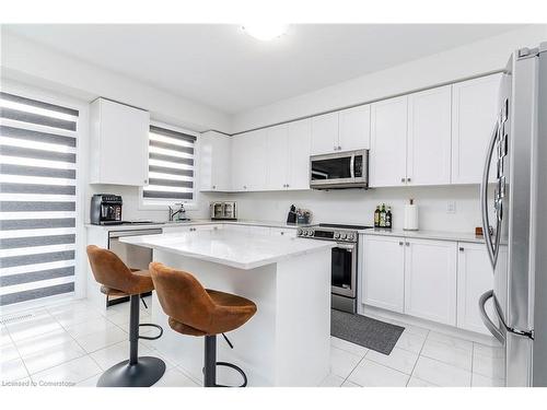 55 Yale Drive, Hamilton, ON - Indoor Photo Showing Kitchen