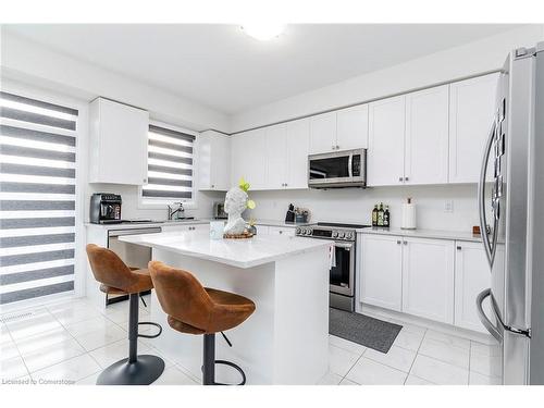 55 Yale Drive, Hamilton, ON - Indoor Photo Showing Kitchen