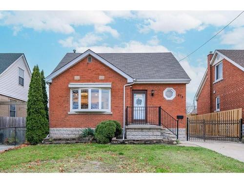 678 Brighton Avenue, Hamilton, ON - Outdoor