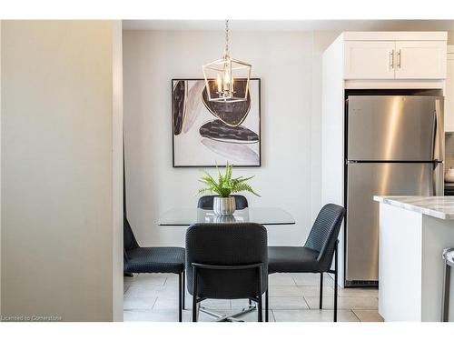 2290 Woodward Avenue, Burlington, ON - Indoor Photo Showing Dining Room