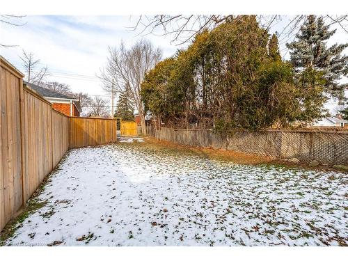 2290 Woodward Avenue, Burlington, ON - Outdoor