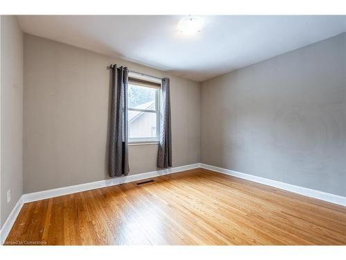 2290 Woodward Avenue, Burlington, ON - Indoor Photo Showing Other Room