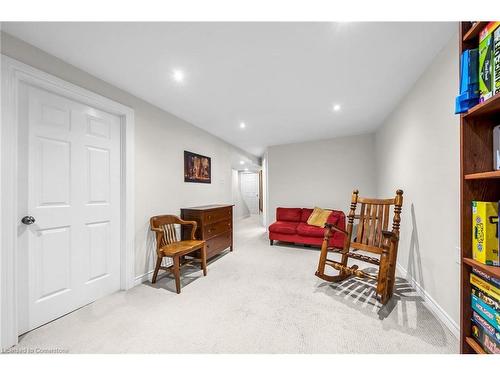 5115 Silvercreek Drive, Burlington, ON - Indoor