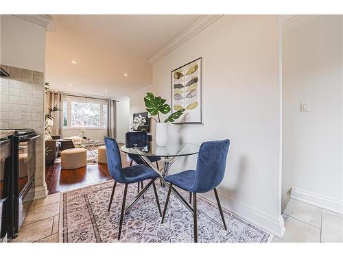 187 Summerhill Avenue, Hamilton, ON - Indoor Photo Showing Dining Room