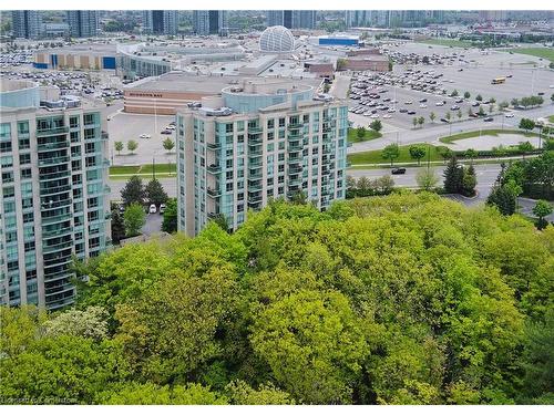 802-2585 Erin Centre Boulevard, Mississauga, ON - Outdoor With View