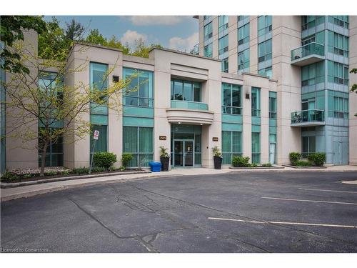 802-2585 Erin Centre Boulevard, Mississauga, ON - Outdoor With Balcony With Facade