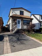 46 Delena Avenue S Hamilton, ON L8H 1B6