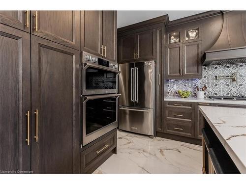 3898 Tufgar Crescent, Burlington, ON - Indoor Photo Showing Kitchen