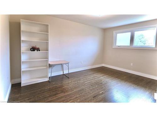 290 Carson Drive, Hamilton, ON - Indoor Photo Showing Other Room