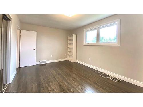 290 Carson Drive, Hamilton, ON - Indoor Photo Showing Other Room