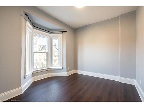 68 Robert Street, Hamilton, ON - Indoor Photo Showing Other Room