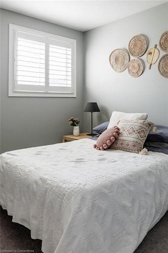 65 Crawford Drive, Hamilton, ON - Indoor Photo Showing Bedroom