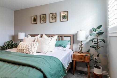 65 Crawford Drive, Hamilton, ON - Indoor Photo Showing Bedroom