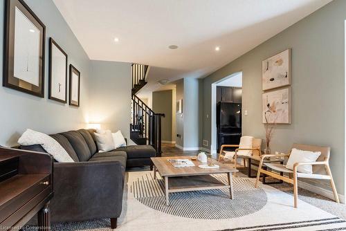 65 Crawford Drive, Hamilton, ON - Indoor Photo Showing Living Room