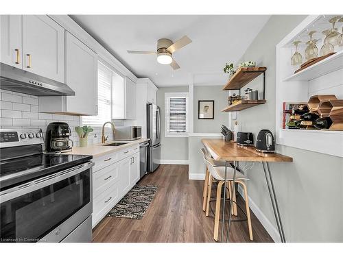 291 Thayer Avenue, Hamilton, ON - Indoor Photo Showing Kitchen