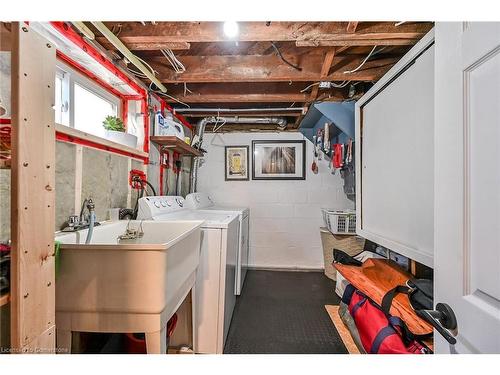 291 Thayer Avenue, Hamilton, ON - Indoor Photo Showing Laundry Room