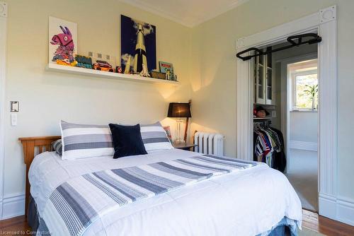 114 Aberdeen Avenue, Hamilton, ON - Indoor Photo Showing Bedroom