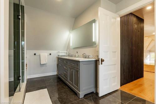 114 Aberdeen Avenue, Hamilton, ON - Indoor Photo Showing Bathroom