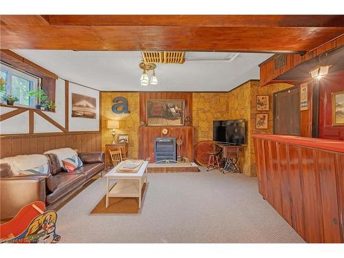 114 Aberdeen Avenue, Hamilton, ON - Indoor With Fireplace