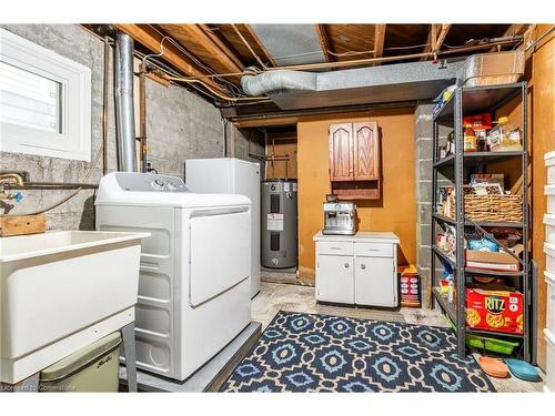 129 East 35Th Street, Hamilton, ON - Indoor Photo Showing Laundry Room