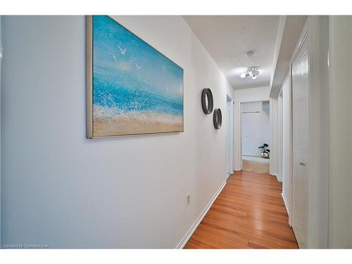 705-1270 Maple Crossing Boulevard, Burlington, ON - Indoor Photo Showing Other Room