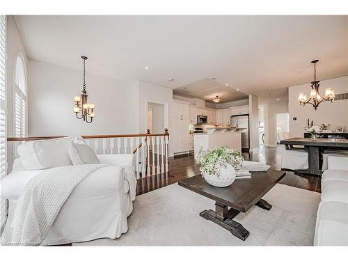 2946 Singleton Common, Burlington, ON - Indoor Photo Showing Living Room