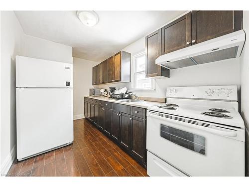 43 Sterling Street, Hamilton, ON - Indoor Photo Showing Kitchen