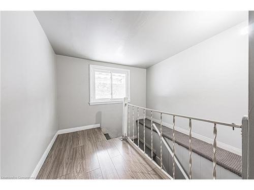 43 Sterling Street, Hamilton, ON - Indoor Photo Showing Other Room