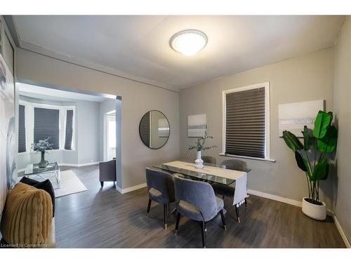 381 Herkimer Street, Hamilton, ON - Indoor Photo Showing Dining Room