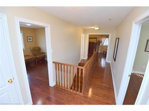 59 Holimont Court, Hamilton, ON - Indoor Photo Showing Other Room