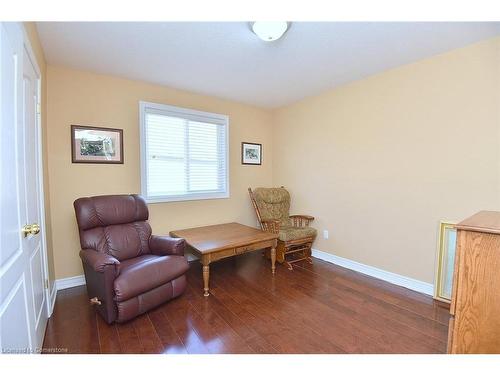 59 Holimont Court, Hamilton, ON - Indoor