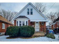 107 Haddon Avenue S Hamilton, ON L8S 1X7