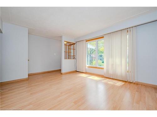 164 East 23Rd Street, Hamilton, ON - Indoor Photo Showing Other Room